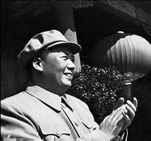 1959年的毛泽东20世纪50年代末到60年代初,对中国来说是多事之秋.