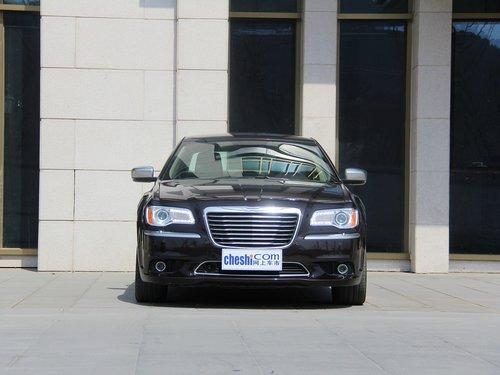 克莱斯勒(进口) 3.6L 自动 车头正面视角