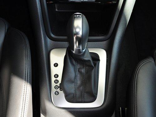 大众(进口) 1.8TSI 挂档把手特写