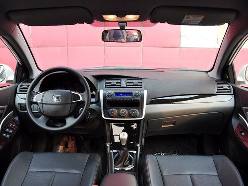 众泰 1.5L 手动 中控台整体