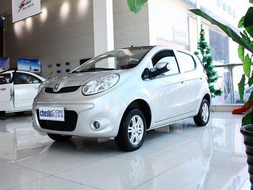 长安乘用车 1.0L 手动 车辆左前45度视角