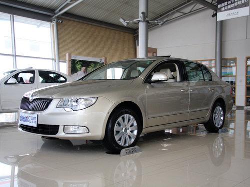 斯柯达 昊锐 1.8TSI AT 车辆左前45度视角