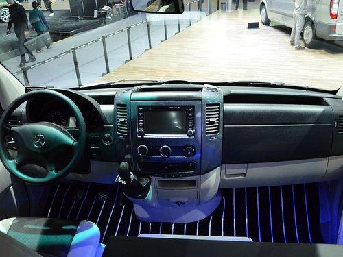 福建奔驰 2.1T 手动