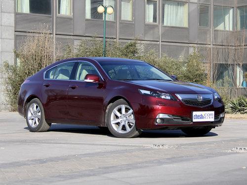 讴歌 3.5L 自动 车辆右侧45度角