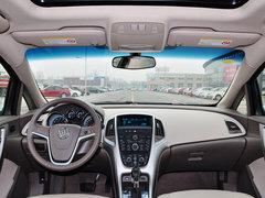 别克 GT 1.6L 自动 中控台整体