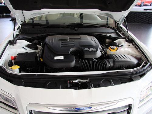 克莱斯勒(进口) 3.6L 自动 发动机局部特写