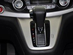 东风本田 2.4L 自动 挂档把手特写