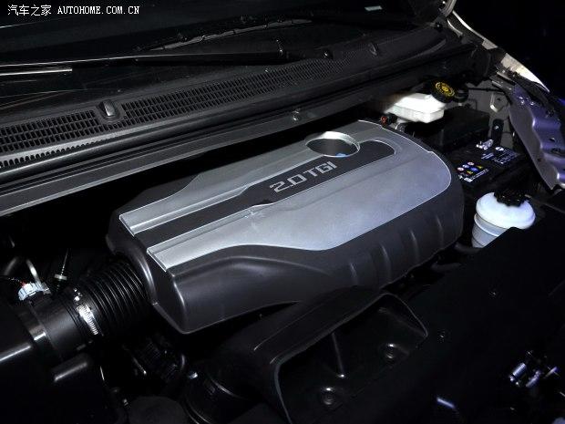 上汽大通上汽商用车上汽大通G102014款 2.0T 自动行政版