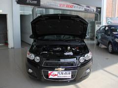 购爱唯欧最高优惠1万元 店内现车在售