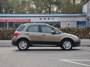 长安铃木 酷锐 1.6L 手动 车辆正右侧