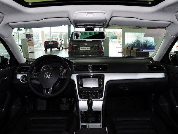 上海大众 1.8TSI DSG 中控台整体