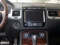 大众(进口) 途锐 V6 TSI 中控仪表台总特写