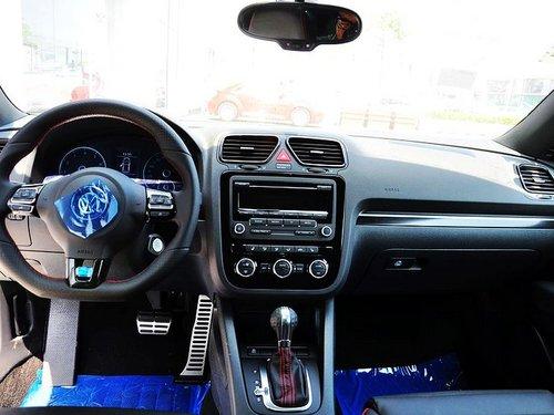 大众(进口) GTS 2.0TSI 中控台整体