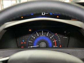 东风本田 1.8L 自动 方向盘后方仪表盘