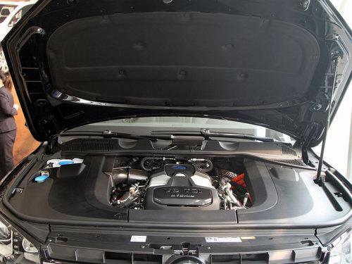 大众(进口) 途锐 V6 TSI 发动机局部特写