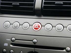�������� ����GT 1.6L �ֶ� �п�̨������д