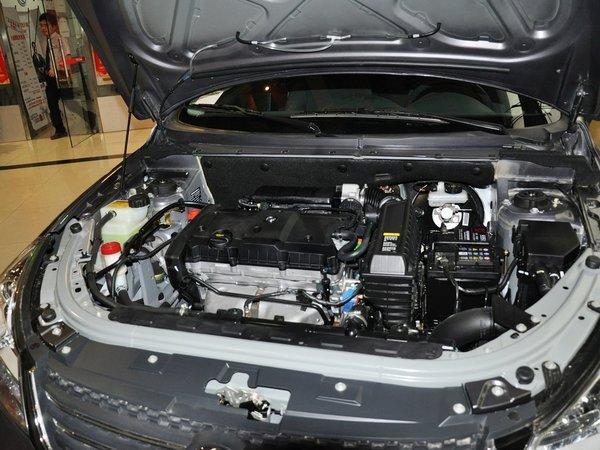 东风风神 1.6l 手动 发动机主体特写