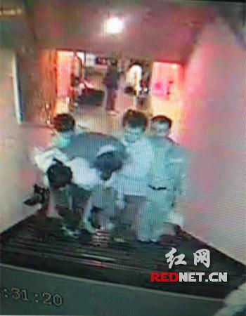 �Ƶ�����ʾ������������ͬ�½���Ȼ�������䡣