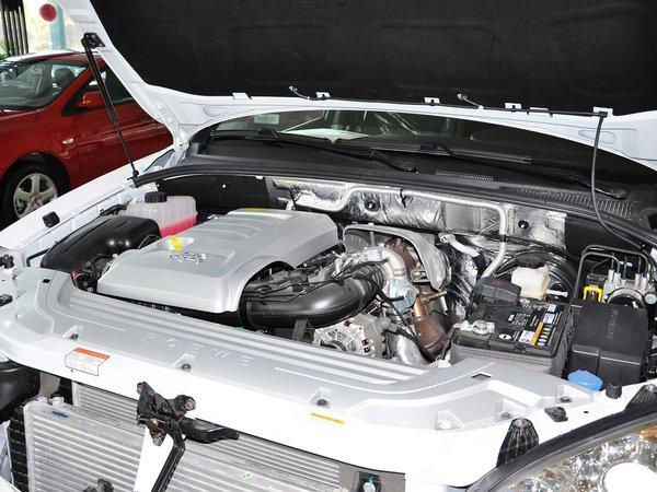 上汽荣威 1.8t 自动 发动机主体特写