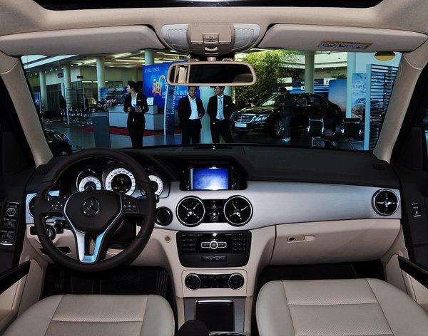 北京奔驰 glk260 2.0t 自动 中控台整体