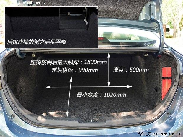 储物空间及后备厢容积都和同级对手相差不多,不过昂克赛拉放倒后排