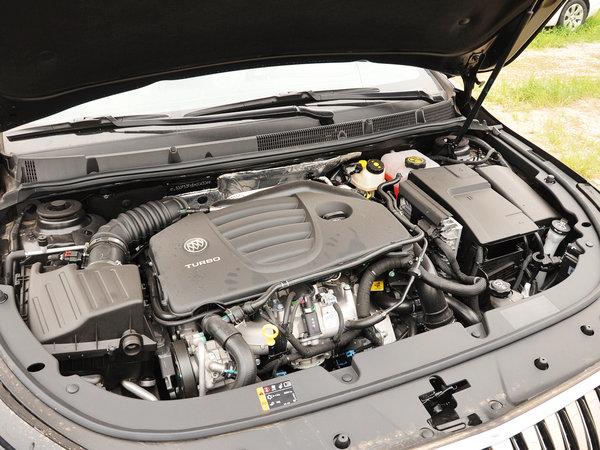 新君越分别搭载了2.0t涡轮增压,2.4l和3.0l自然吸气三款发动机.