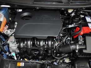长安福特 两厢 1.5L DCT 发动机主体特写