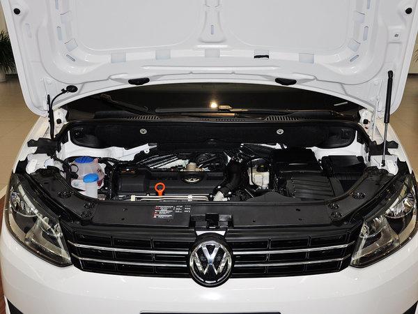 上海大众 1.4TSI 发动机局部特写