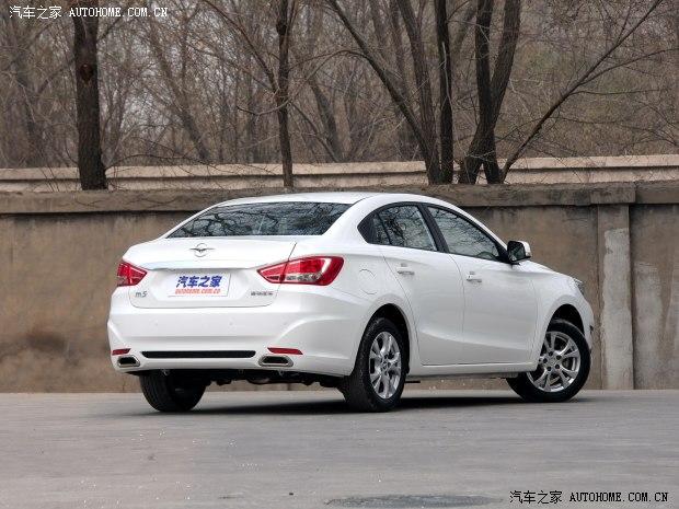 海马汽车 福美来M5 2014款 1.6L 手动舒适型