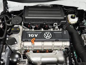 一汽-大众 1.6L 自动 发动机主体特写