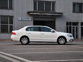 斯柯达 1.4T 手动 车辆正右侧
