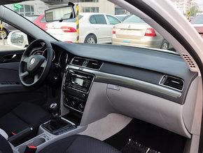 斯柯达 1.4T 手动 中控台右侧