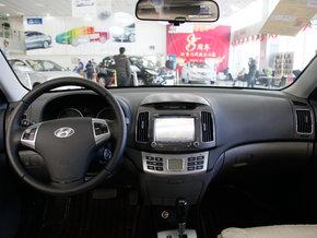 北京现代 1.6L 自动 中控台整体