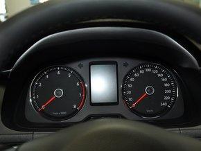 上海大众 1.4TSI DSG 方向盘后方仪表盘