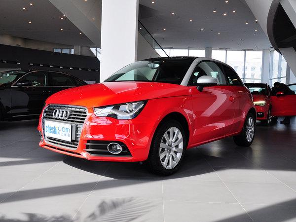 奥迪(进口) 30 TFSI 车辆左前45度视角