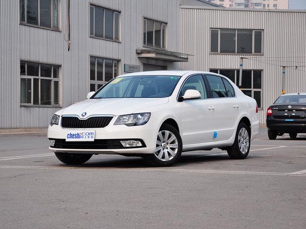 斯柯达 1.4T 手动 车辆左前45度视角