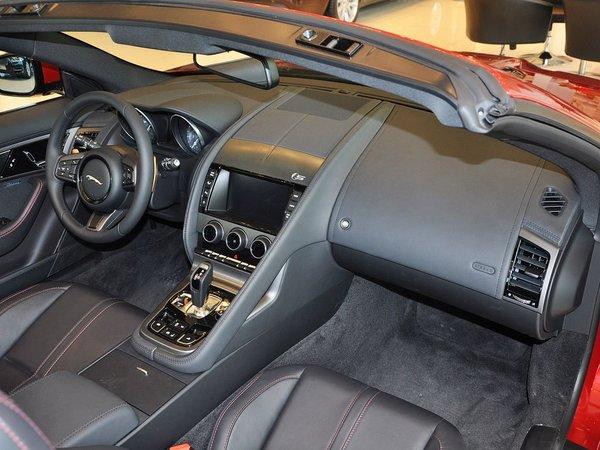 捷豹 3.0T 自动 中控台右侧