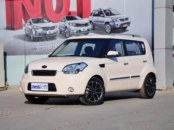 东风悦达起亚 1.6L 自动 车辆左前45度视角