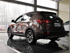 北京现代 2.4L 自动 车辆左后45度视角