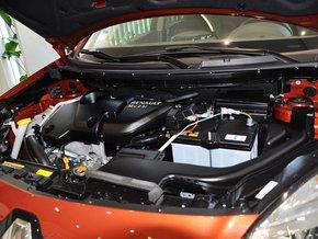 雷诺 2.5L CVT 发动机主体特写