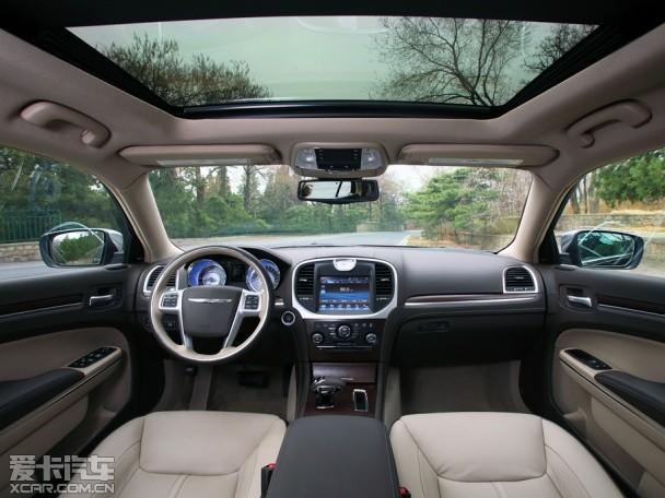 克莱斯勒2014款克莱斯勒300C