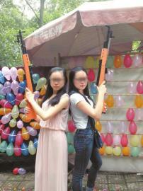 坚强的姐妹俩