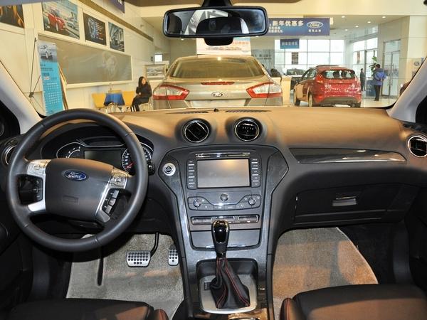 长安福特 2.0T DCT 中控台整体