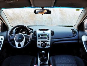 �����ô����� 1.6L �ֶ� �п�̨����