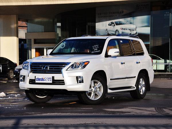 雷克萨斯 570 车辆左前45度视角