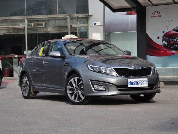 东风悦达起亚 2.0L AT 车辆右侧45度角