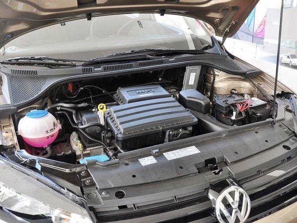 一汽-大众 1.4L 手动 发动机主体特写