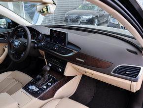 һ���µ� 50 TFSI �п�̨�Ҳ�