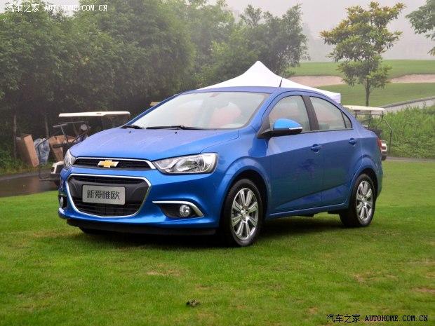 ͨ��ѩ���� ��Ψŷ 2014�� ���� 1.6L AT ���а�