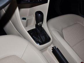 ˹�´� 1.6L �Զ� �ҵ�������д